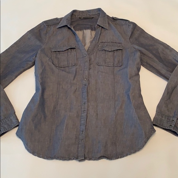 AX Armani Exchange Chambray v-neck Button shirt women’s small - Picture 2 of 9